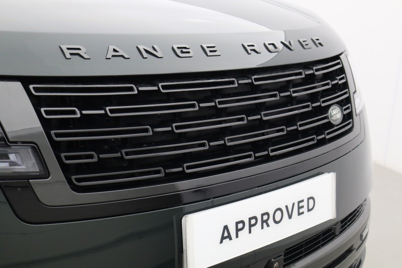 2026 (26) LAND ROVER RANGE ROVER 3.0 D300 Edition 4dr Auto 5863707