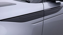 2022 (72) LAND ROVER RANGE ROVER EVOQUE 1.5 P300e Evoque Edition 5dr Auto 5899238