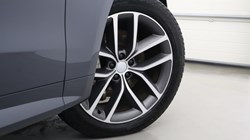 2025 (74) LAND ROVER RANGE ROVER SPORT 3.0 D300 Dynamic SE 5dr Auto 5869129