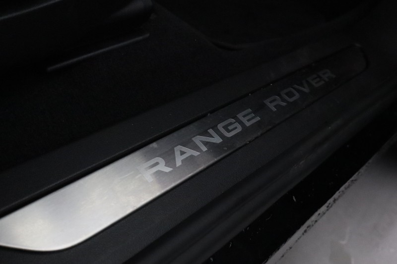 2025 (25) LAND ROVER RANGE ROVER EVOQUE 2.0 D200 Autobiography 5dr Auto [Revised] 5875168
