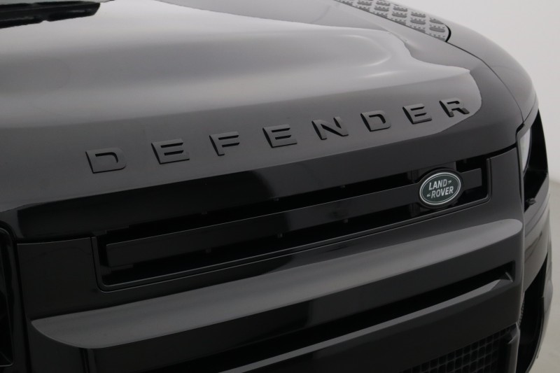 2025 (25) LAND ROVER COMMERCIAL DEFENDER 3.0 D250 Hard Top X-Dynamic SE Auto 5864231