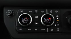 2025 (25) LAND ROVER COMMERCIAL DEFENDER 3.0 D250 Hard Top X-Dynamic SE Auto 5864267