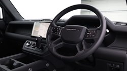 2025 (25) LAND ROVER COMMERCIAL DEFENDER 3.0 D250 Hard Top X-Dynamic SE Auto 5864245