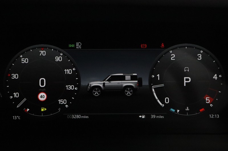 2025 (25) LAND ROVER COMMERCIAL DEFENDER 3.0 D250 Hard Top X-Dynamic SE Auto 5864248
