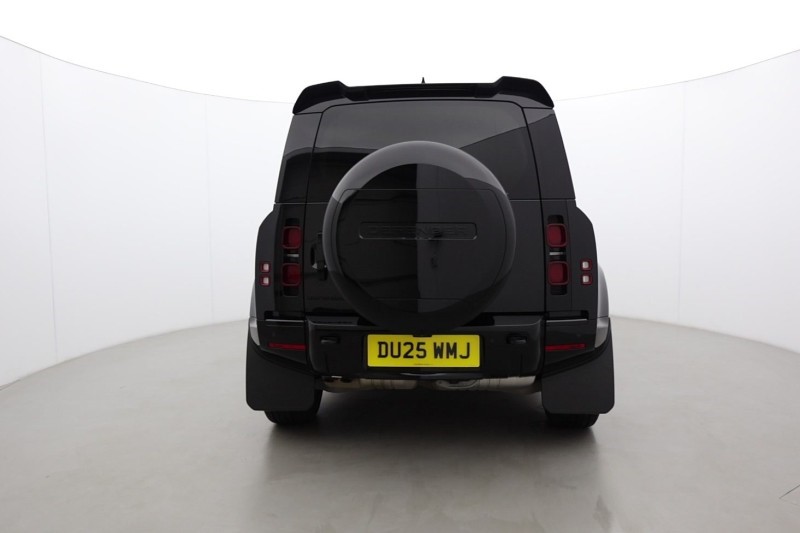 2025 (25) LAND ROVER COMMERCIAL DEFENDER 3.0 D250 Hard Top X-Dynamic SE Auto 5864227