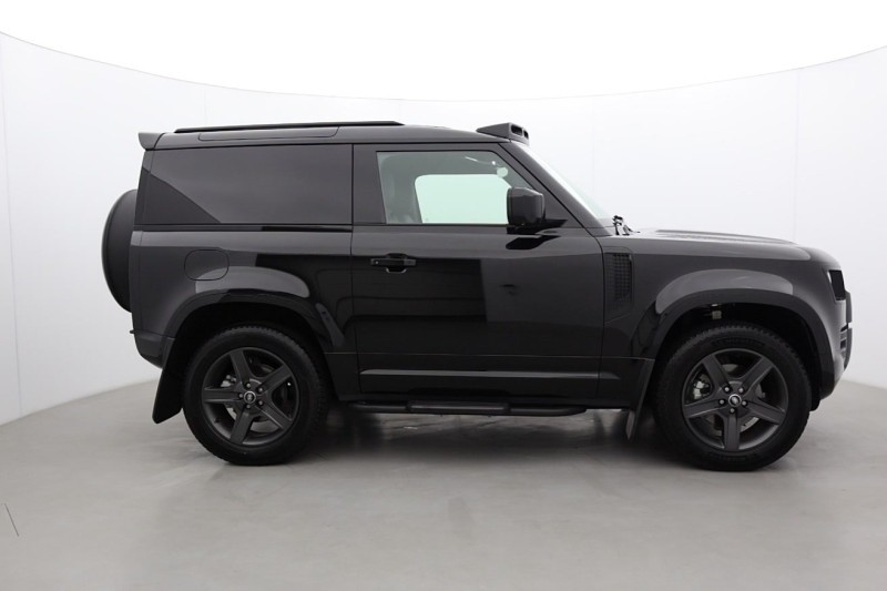 2025 (25) LAND ROVER COMMERCIAL DEFENDER 3.0 D250 Hard Top X-Dynamic SE Auto 5864228
