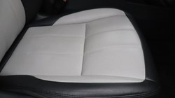 2023 (23) LAND ROVER RANGE ROVER EVOQUE 1.5 P300e R-Dynamic S 5dr Auto 5894655