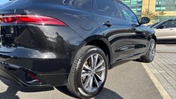 2025 (74) JAGUAR F-PACE 2.0 D200 R-Dynamic SE Black 90th Anniv 5dr Auto 5917994