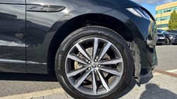 2025 (74) JAGUAR F-PACE 2.0 D200 R-Dynamic SE Black 90th Anniv 5dr Auto 5917956