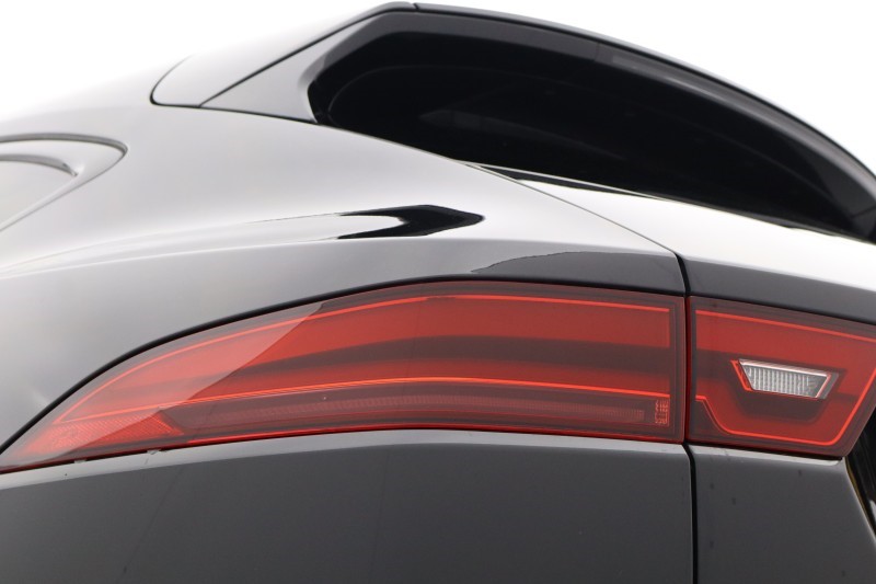2023 (73) JAGUAR E-PACE 2.0 D200 R-Dynamic SE Black 5dr Auto 5881514