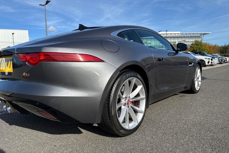 2016 (66) JAGUAR F-TYPE 3.0 S/C V6 British Design Edition 2dr Auto AWD 5869617