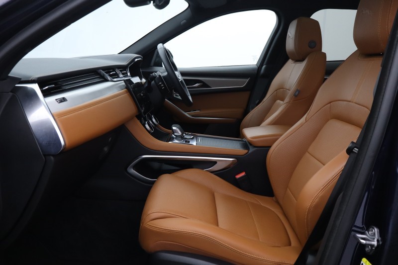 2024 (24) JAGUAR F-PACE 2.0 D200 R-Dynamic SE Black 5dr Auto AWD 5921590