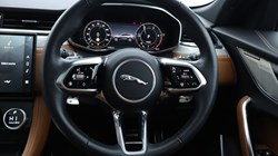 2024 (24) JAGUAR F-PACE 2.0 D200 R-Dynamic SE Black 5dr Auto AWD 5921623