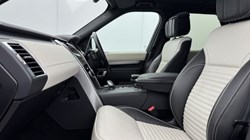 2023 (73) LAND ROVER DISCOVERY 3.0 D300 Dynamic HSE 5dr Auto 5948654
