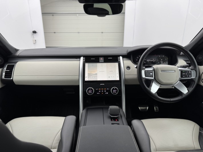 2023 (73) LAND ROVER DISCOVERY 3.0 D300 Dynamic HSE 5dr Auto 5948660