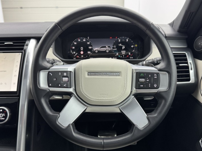 2023 (73) LAND ROVER DISCOVERY 3.0 D300 Dynamic HSE 5dr Auto 5948662