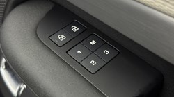 2023 (73) LAND ROVER DISCOVERY 3.0 D300 Dynamic HSE 5dr Auto 5948666