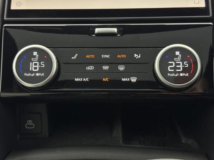 2023 (73) LAND ROVER DISCOVERY 3.0 D300 Dynamic HSE 5dr Auto 5948690