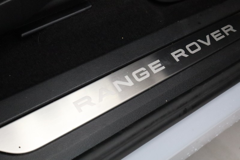 2023 (73) LAND ROVER RANGE ROVER EVOQUE 2.0 D200 Dynamic HSE 5dr Auto 5879339