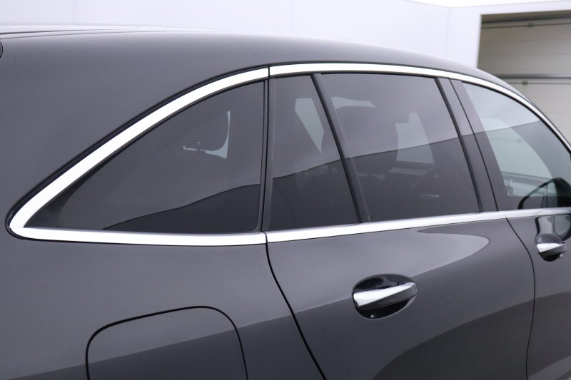 2022 (22) MERCEDES-BENZ EQC 400 300kW AMG Line Premium 80kWh 5dr Auto 5898584