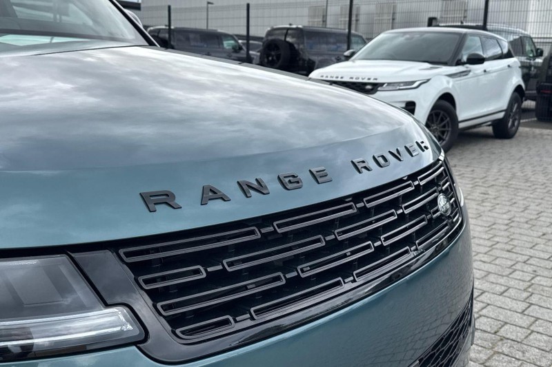 2024 (24) LAND ROVER RANGE ROVER SPORT 3.0 P460e Dynamic SE 5dr Auto 5893743