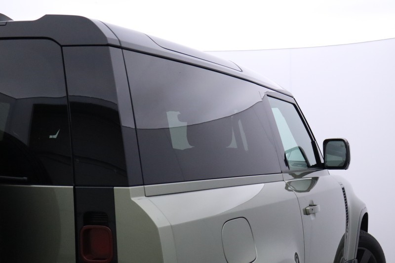 2023 (23) LAND ROVER DEFENDER 3.0 D250 X-Dynamic HSE 90 3dr Auto 5894900