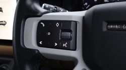 2023 (23) LAND ROVER DEFENDER 3.0 D250 X-Dynamic HSE 90 3dr Auto 5894874
