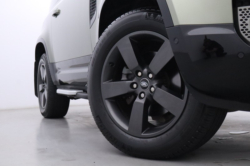 2023 (23) LAND ROVER DEFENDER 3.0 D250 X-Dynamic HSE 90 3dr Auto 5894897