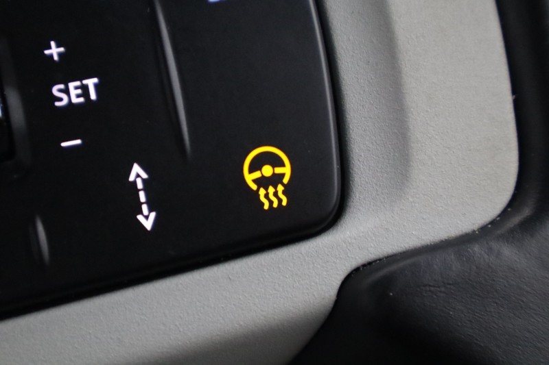 2023 (23) LAND ROVER DEFENDER 3.0 D250 X-Dynamic HSE 90 3dr Auto 5894876