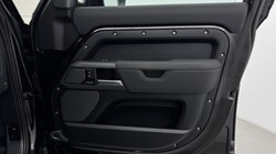2023 (23) LAND ROVER DEFENDER 3.0 D300 X-Dynamic S 110 5dr Auto 5974649