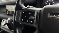 2023 (23) LAND ROVER DEFENDER 3.0 D300 X-Dynamic S 110 5dr Auto 5974676