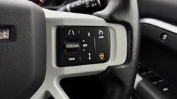 2023 (23) LAND ROVER DEFENDER 3.0 D300 X-Dynamic HSE 110 5dr Auto 5930591