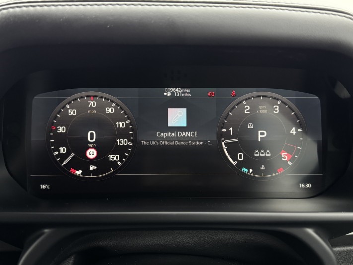 2023 (23) LAND ROVER DEFENDER 3.0 D300 X-Dynamic HSE 110 5dr Auto 5930592