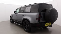 2023 (23) LAND ROVER DEFENDER 3.0 D300 X-Dynamic HSE 110 5dr Auto 5930588