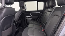 2023 (23) LAND ROVER DEFENDER 3.0 D300 X-Dynamic HSE 110 5dr Auto 5930837