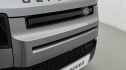2023 (23) LAND ROVER DEFENDER 3.0 D300 X-Dynamic HSE 110 5dr Auto 5930633