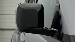 2023 (23) LAND ROVER DEFENDER 3.0 D300 X-Dynamic HSE 110 5dr Auto 5930634