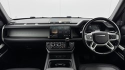 2023 (23) LAND ROVER DEFENDER 3.0 D300 X-Dynamic HSE 110 5dr Auto 5930637