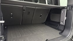 2023 (23) LAND ROVER DEFENDER 3.0 D300 X-Dynamic HSE 110 5dr Auto 5930620