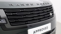 2026 (26) LAND ROVER RANGE ROVER 3.0 D300 Edition 4dr Auto 5892415