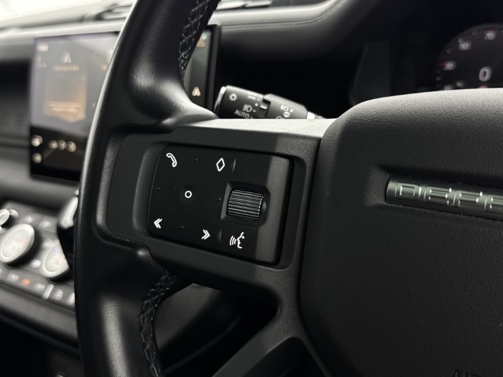 2022 (72) LAND ROVER DEFENDER 2.0 P400e X-Dynamic HSE 110 5dr Auto 5933729