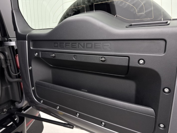 2022 (72) LAND ROVER DEFENDER 2.0 P400e X-Dynamic HSE 110 5dr Auto 5933722