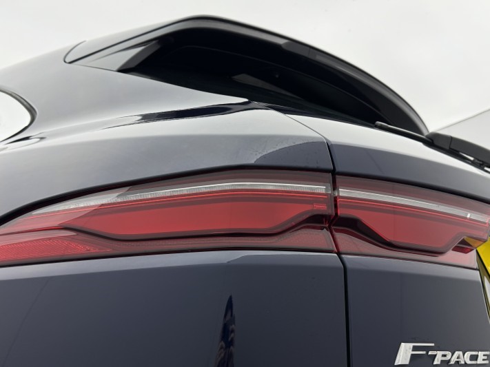 2022 (72) JAGUAR F-PACE 2.0 D200 R-Dynamic S 5dr Auto AWD 5960188