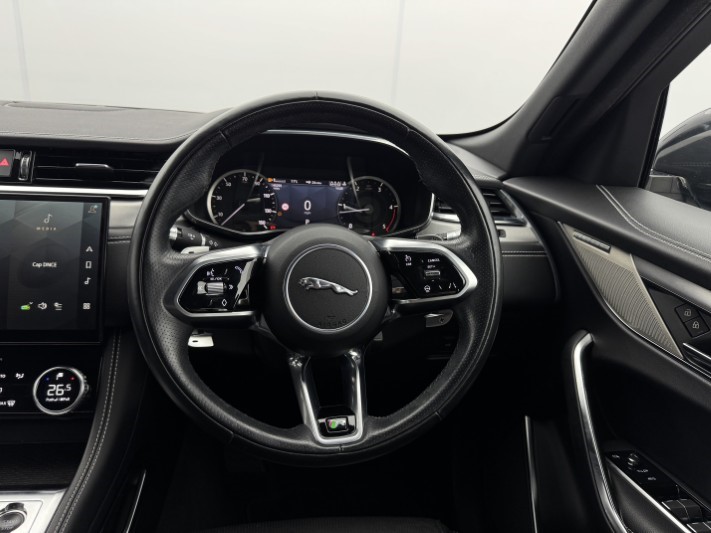 2022 (72) JAGUAR F-PACE 2.0 D200 R-Dynamic S 5dr Auto AWD 5960212