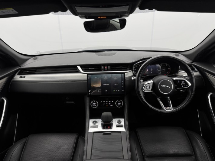 2022 (72) JAGUAR F-PACE 2.0 D200 R-Dynamic S 5dr Auto AWD 5960209
