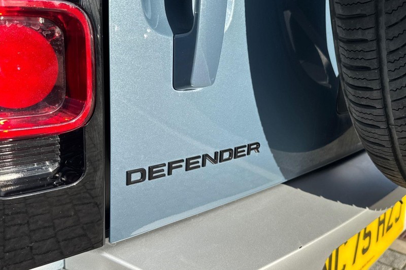 2026 (75) LAND ROVER DEFENDER 3.0 D250 S 110 5dr Auto 5919035
