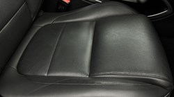 2023 (23) JAGUAR F-PACE 2.0 D200 R-Dynamic SE Black 5dr Auto AWD 5963157