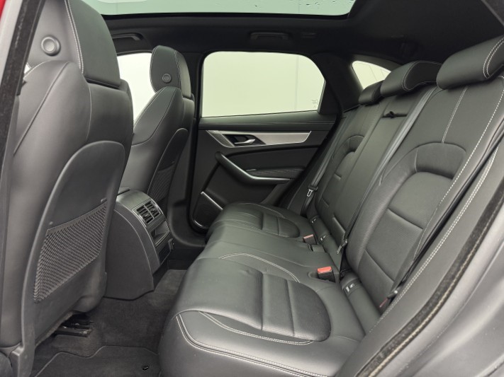 2023 (23) JAGUAR F-PACE 2.0 D200 R-Dynamic SE Black 5dr Auto AWD 5962619