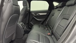 2023 (23) JAGUAR F-PACE 2.0 D200 R-Dynamic SE Black 5dr Auto AWD 5962619