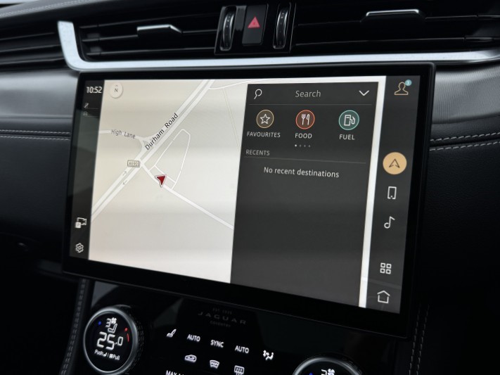 2023 (23) JAGUAR F-PACE 2.0 D200 R-Dynamic SE Black 5dr Auto AWD 5962653
